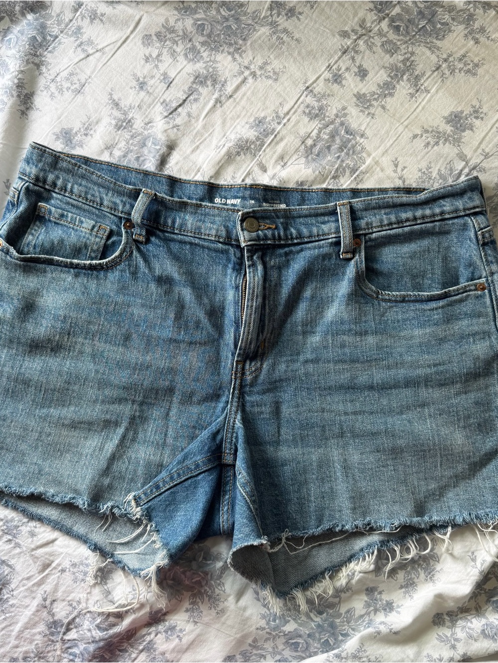 Old Navy Boyfriend shorts